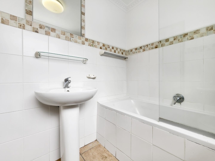 0 Bedroom Property for Sale in Sea Point Western Cape